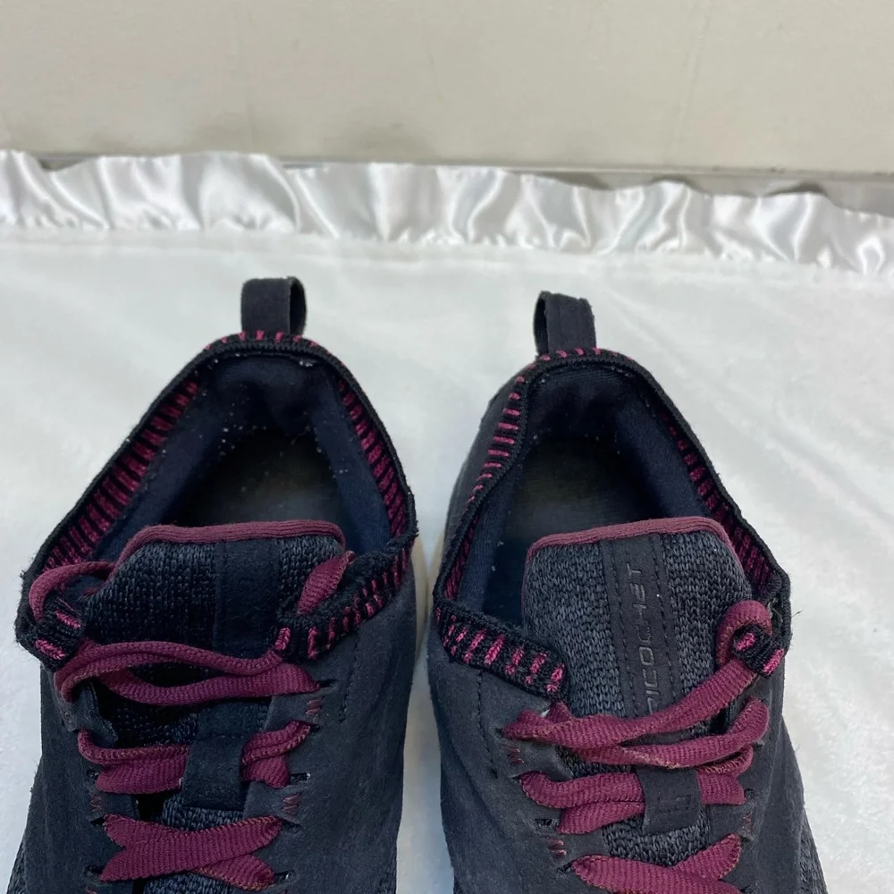 Brooks Ricochet LE women's running shoes in a black, grey, and burgundy Size 8.5 - Picture 5 of 11